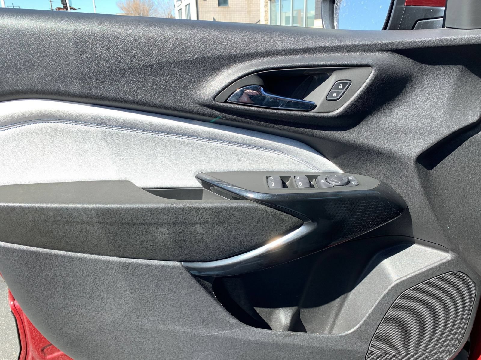 Thumbnail: 2025 Chevrolet Trax - 18