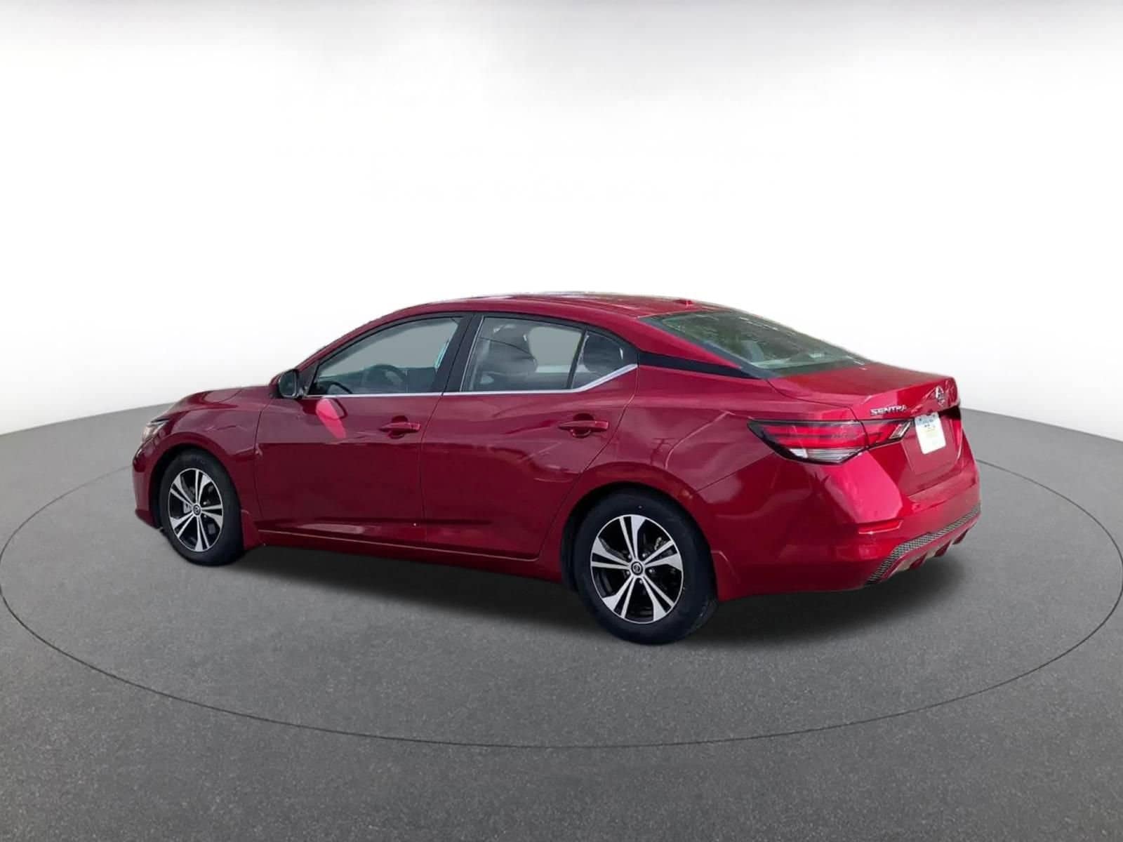 Thumbnail: 2021 Nissan Sentra - 10