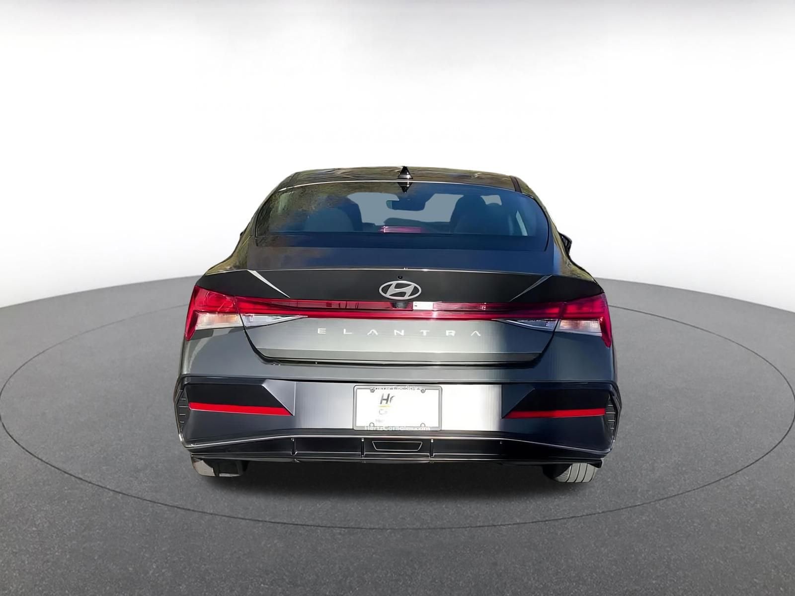 Thumbnail: 2025 Hyundai Elantra - 12