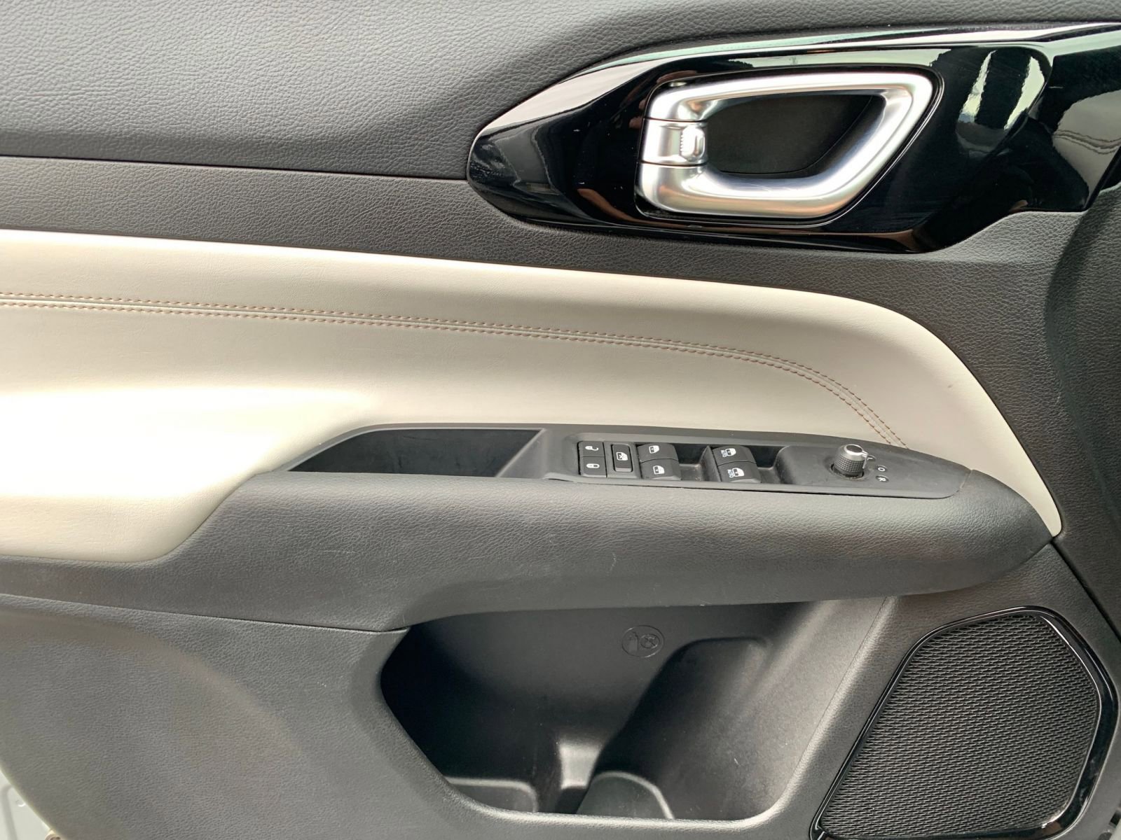 Thumbnail: 2025 Jeep Compass - 18