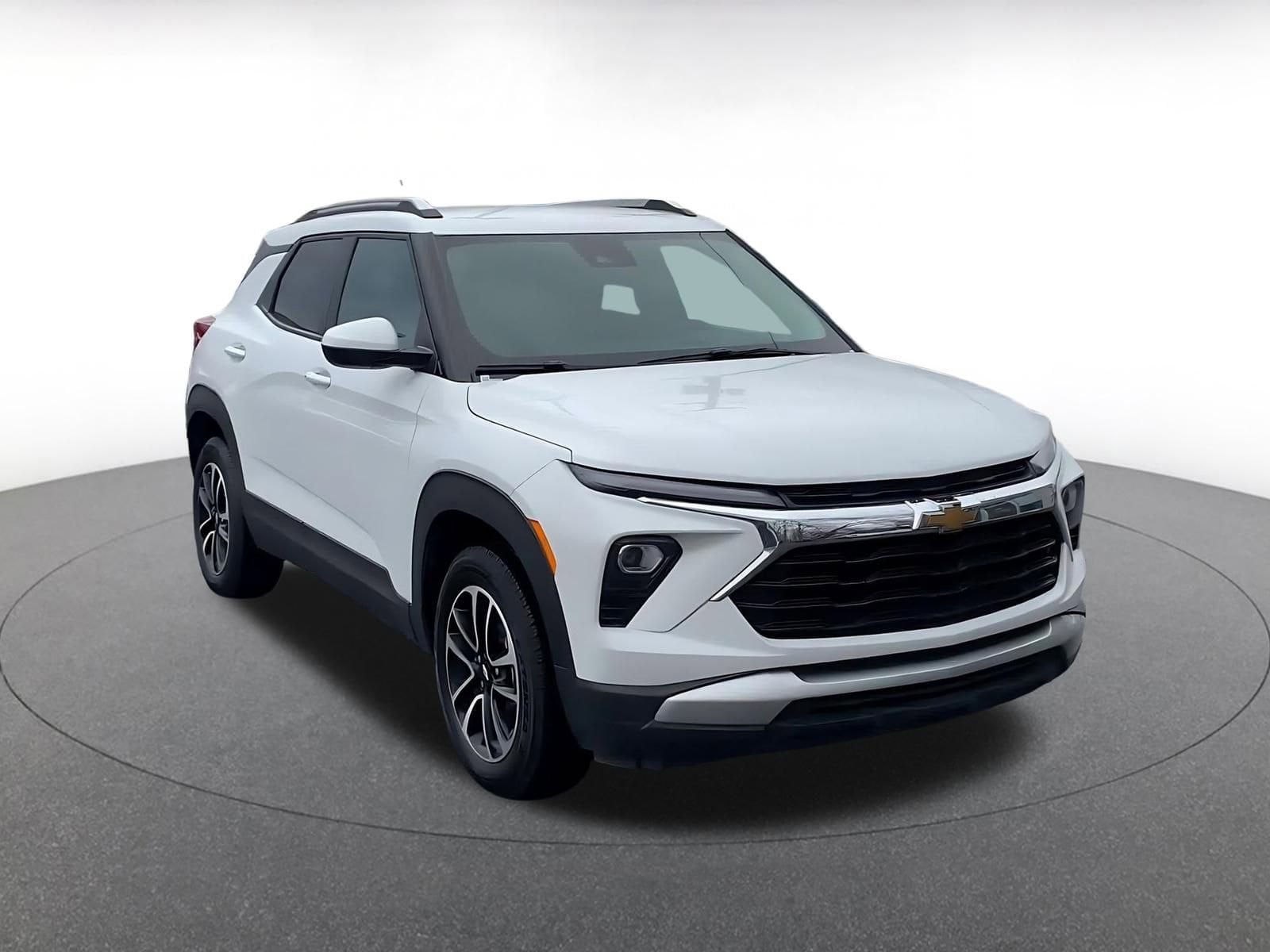 Thumbnail: 2025 Chevrolet TrailBlazer - 3