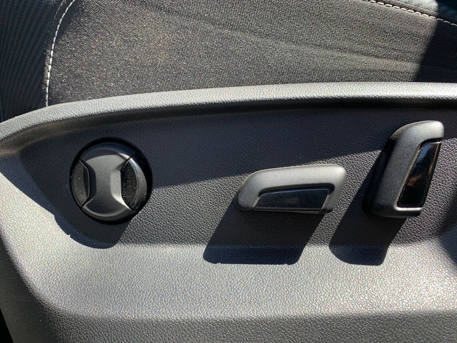 Thumbnail: 2024 Volkswagen Atlas - 23