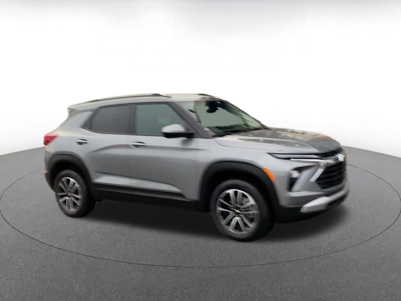 Thumbnail: 2025 Chevrolet TrailBlazer - 2