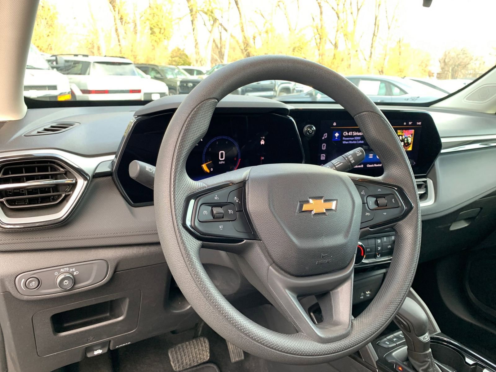 Thumbnail: 2025 Chevrolet TrailBlazer - 32