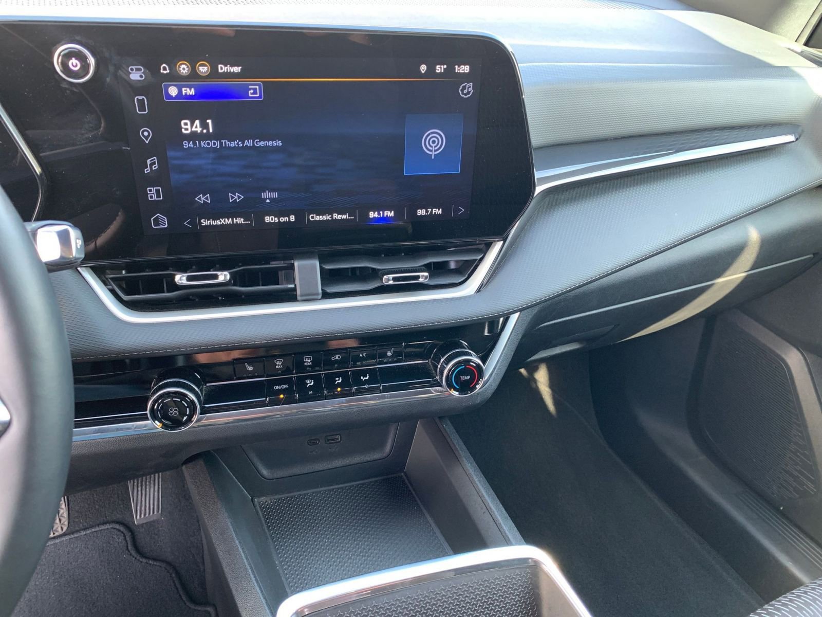 Thumbnail: 2025 Chevrolet Equinox - 18