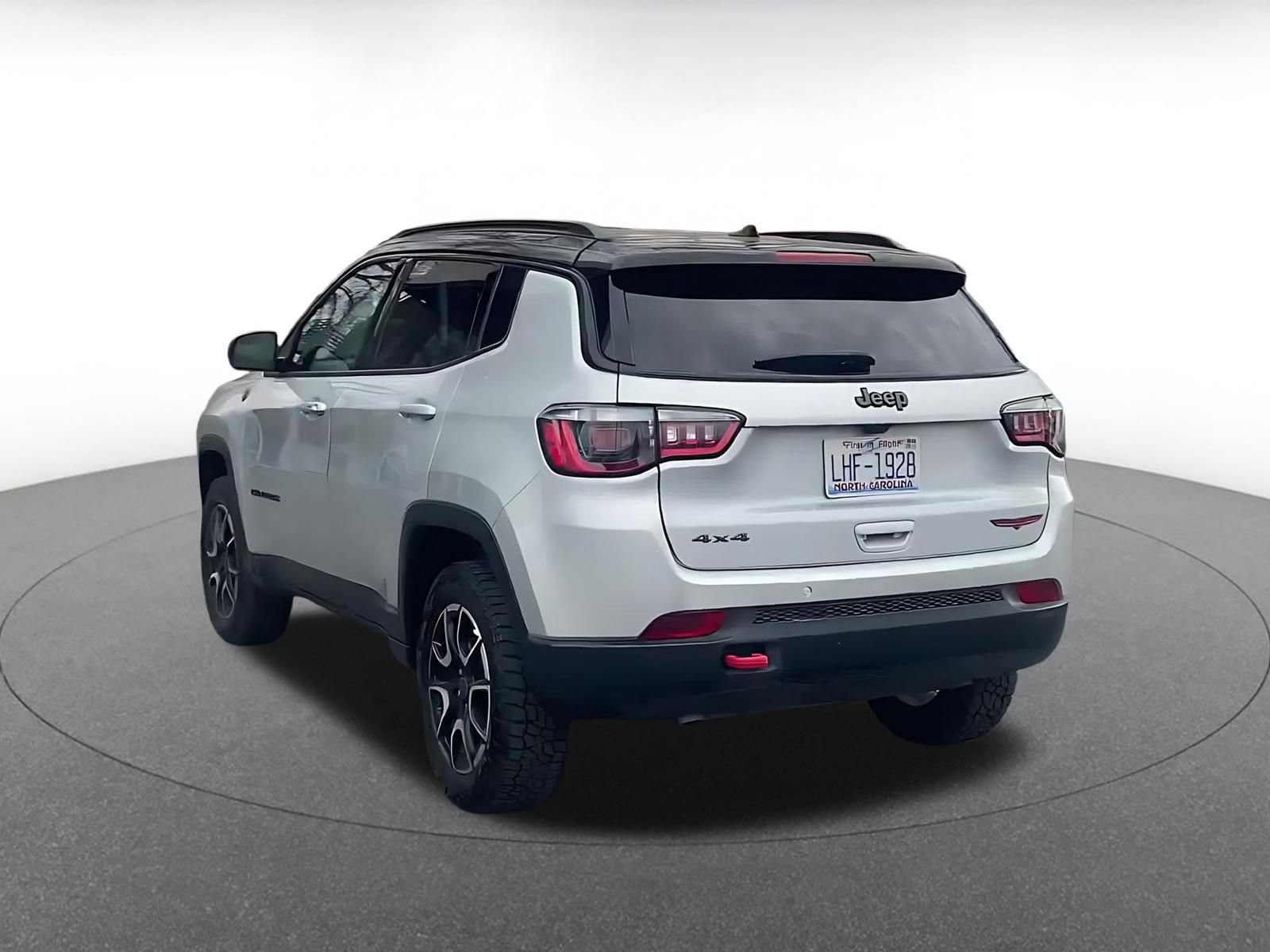 Thumbnail: 2025 Jeep Compass - 9
