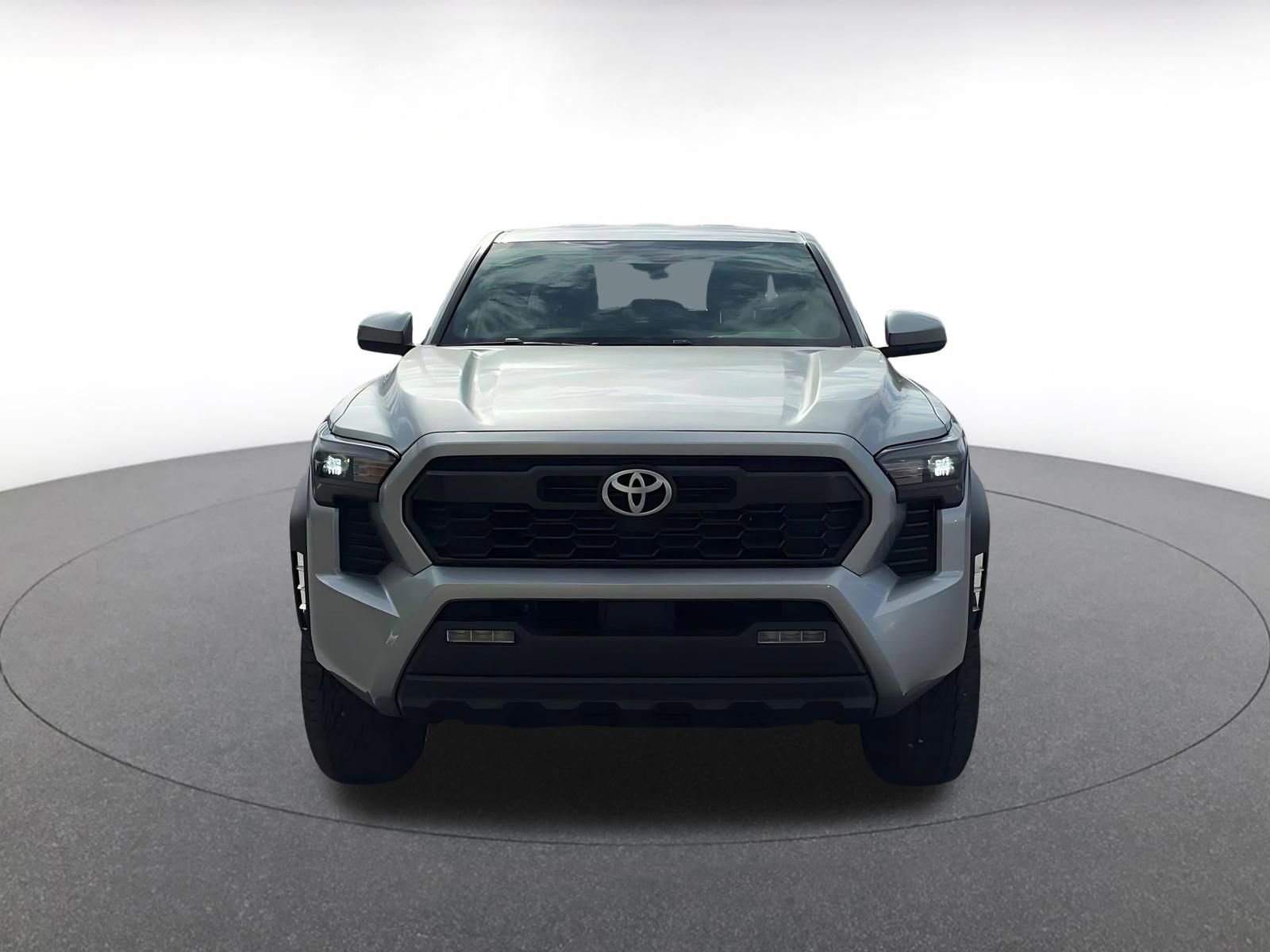 Thumbnail: 2025 Toyota Tacoma - 4
