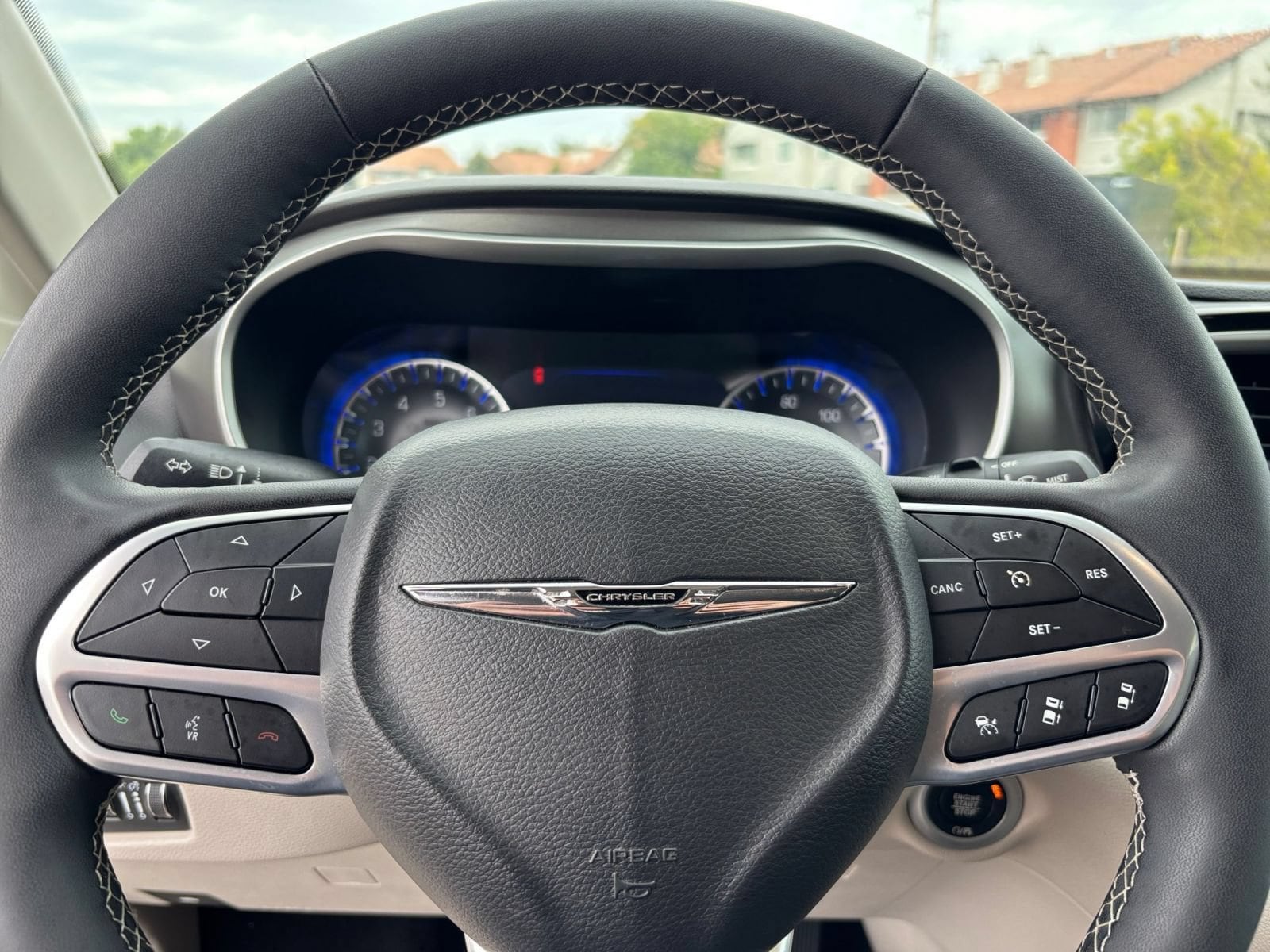 Thumbnail: 2024 Chrysler Pacifica - 29