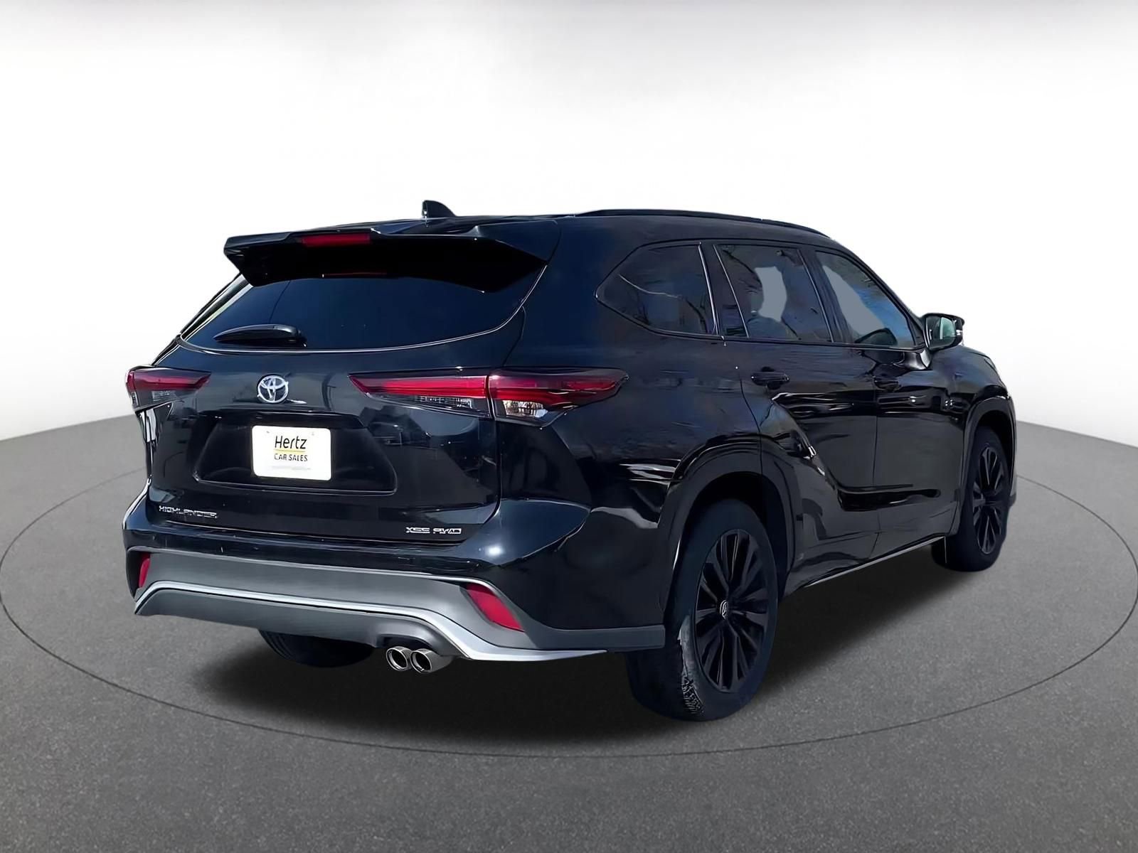 Thumbnail: 2025 Toyota Highlander - 14