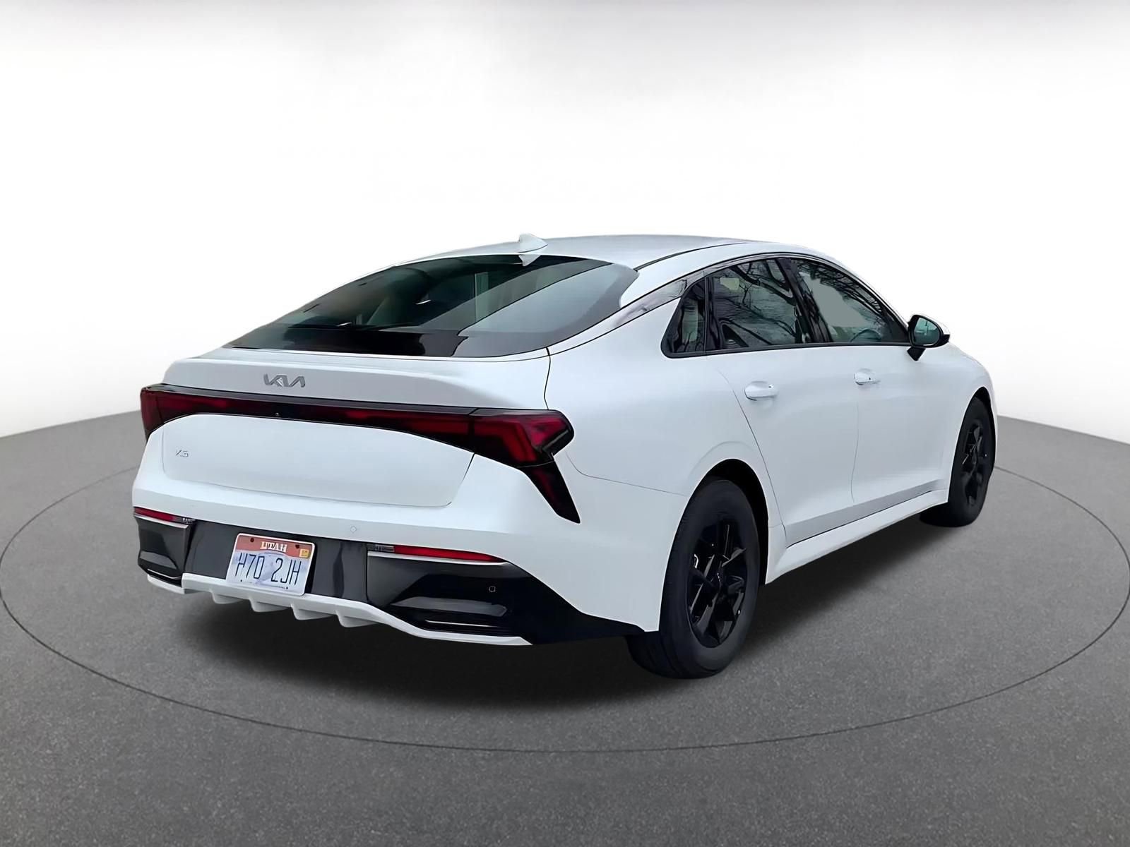 Thumbnail: 2025 Kia K5 - 14