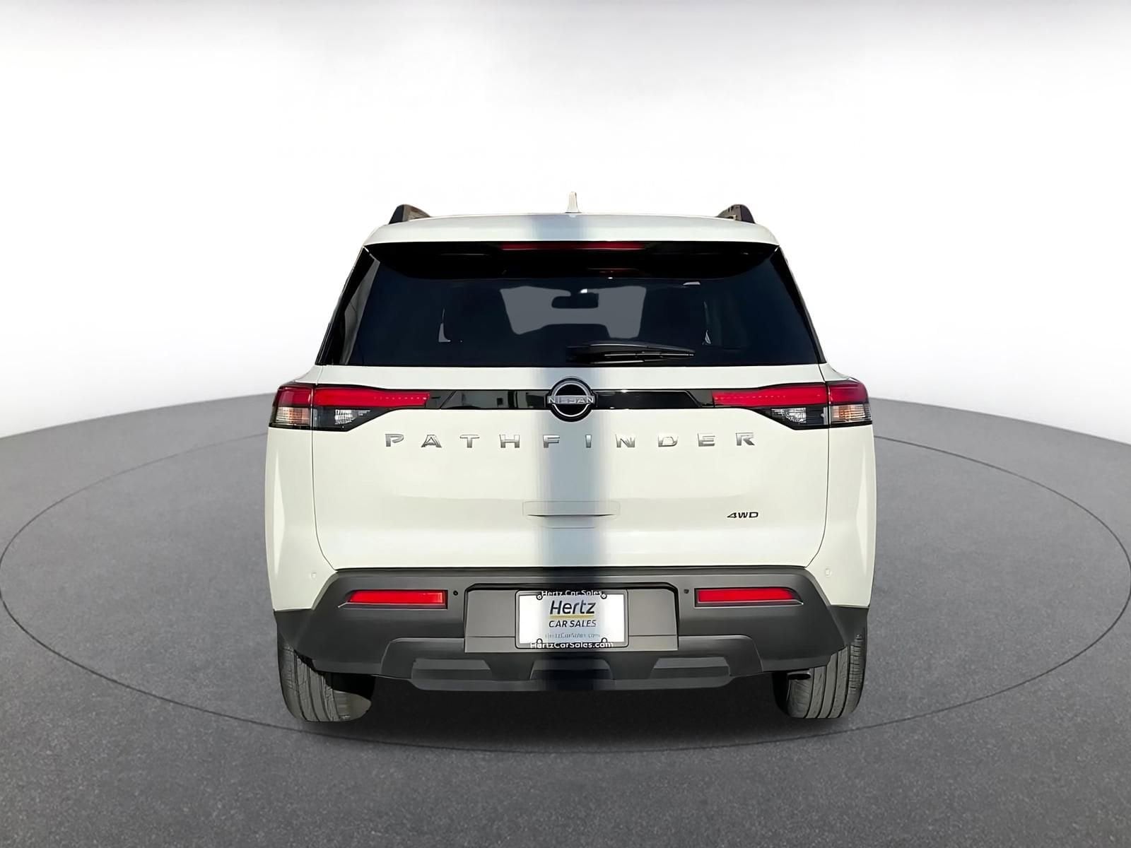 Thumbnail: 2025 Nissan Pathfinder - 12