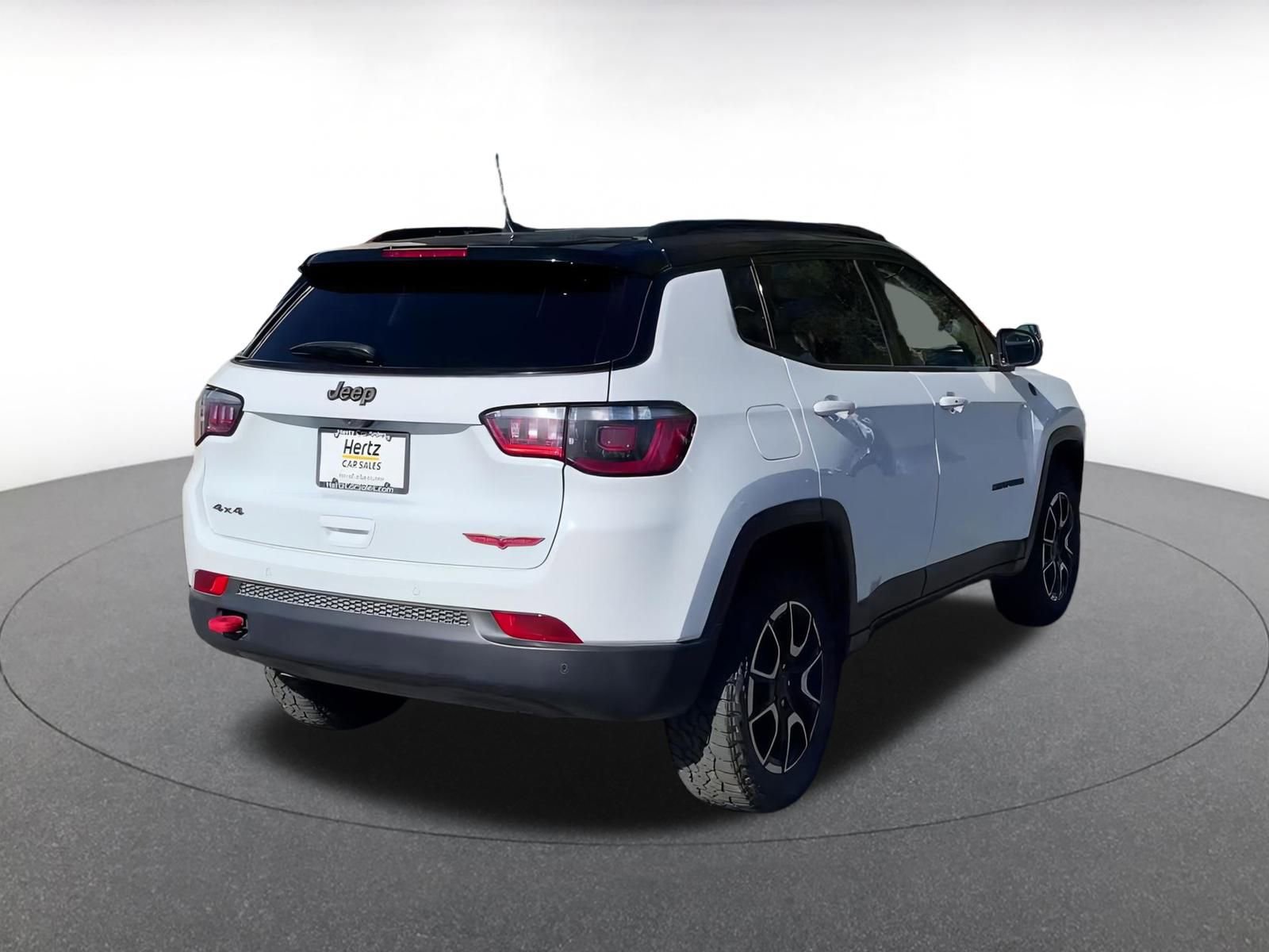 Thumbnail: 2025 Jeep Compass - 14