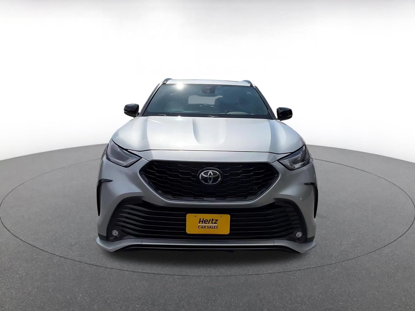 Thumbnail: 2025 Toyota Highlander - 4