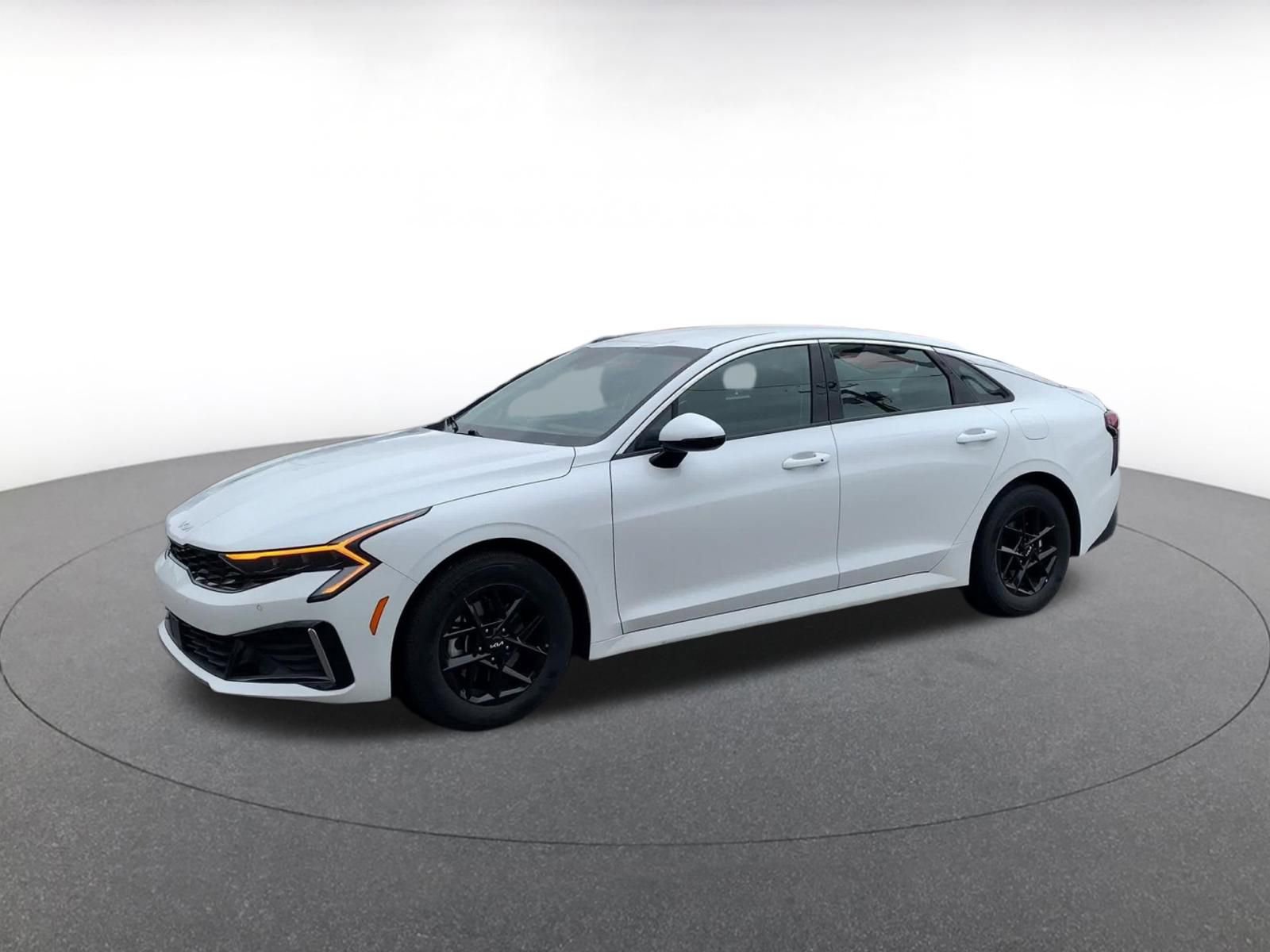 Thumbnail: 2025 Kia K5 - 8