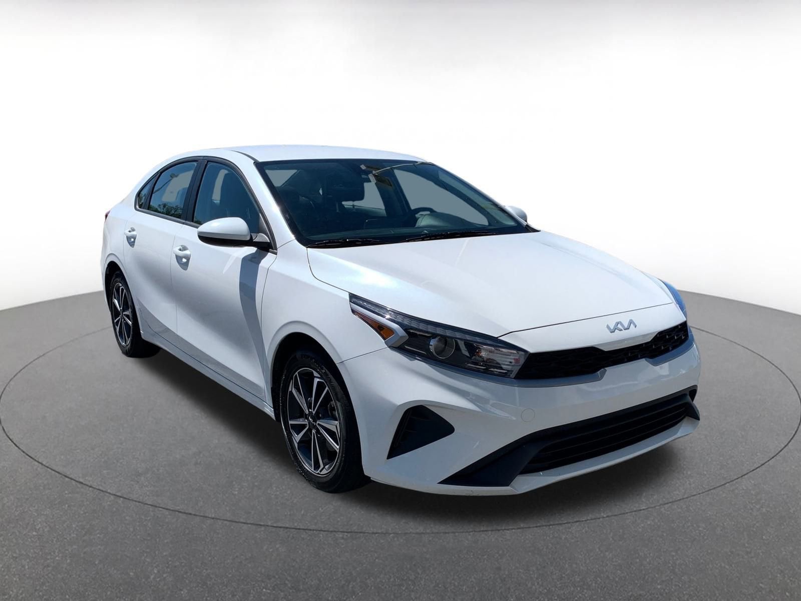 Thumbnail: 2023 Kia Forte - 1