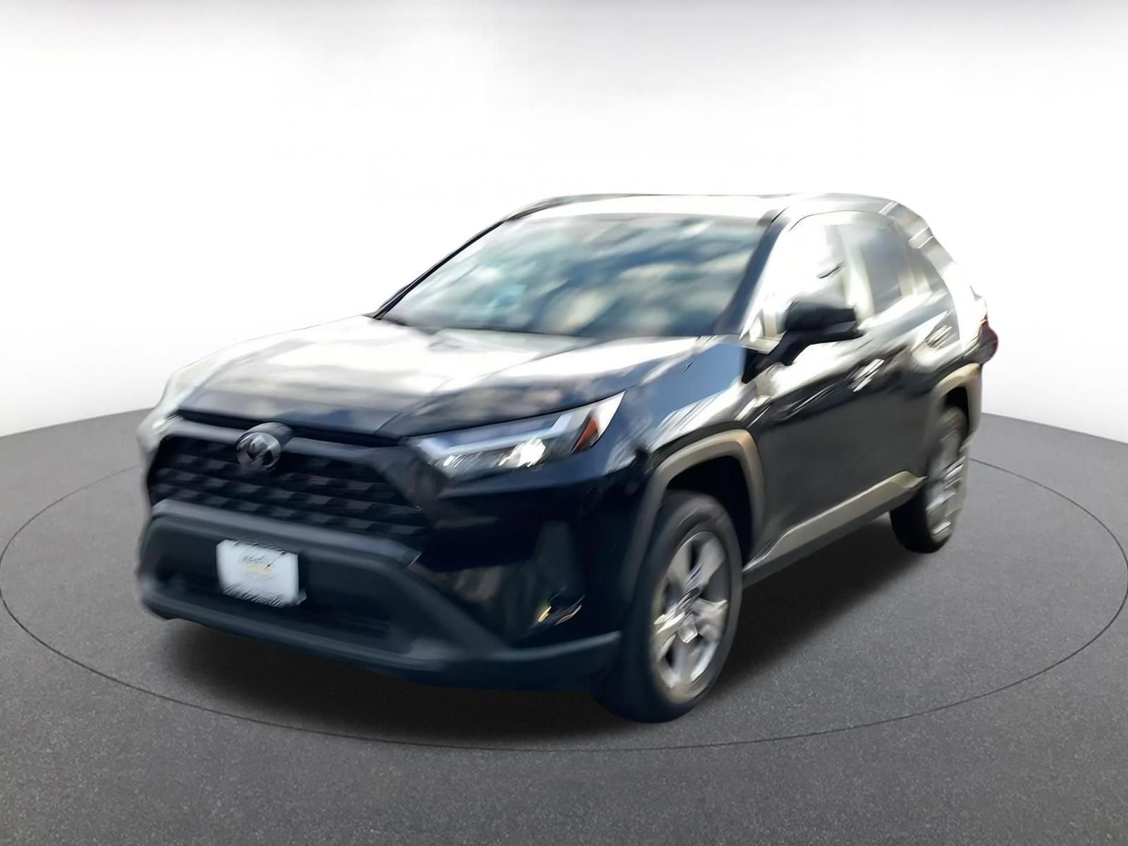 Thumbnail: 2025 Toyota RAV4 - 7