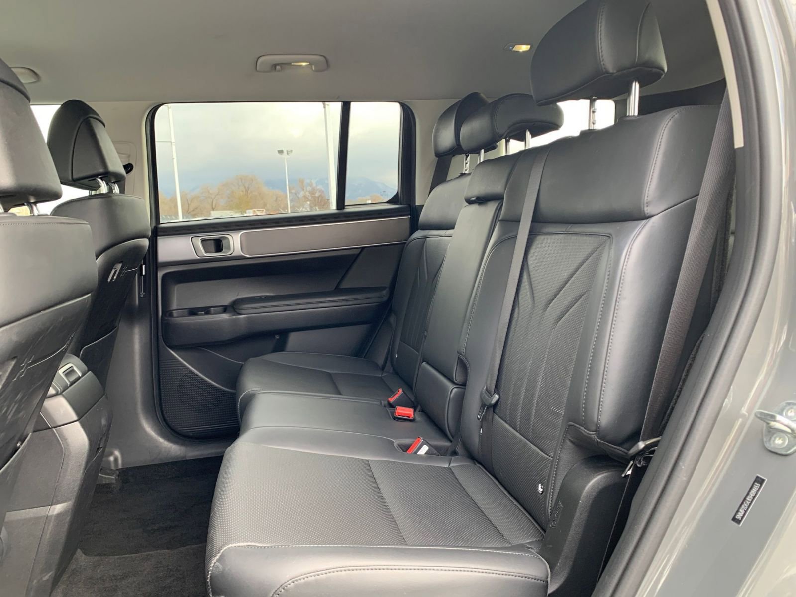 Thumbnail: 2025 Hyundai Santa Fe - 28