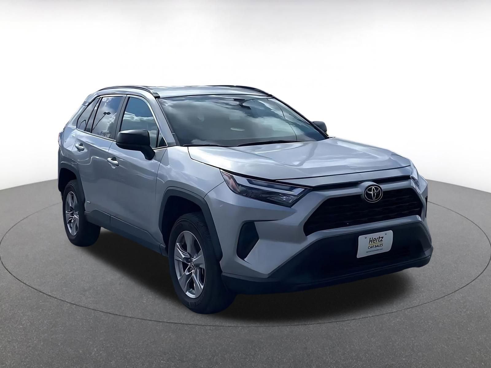 Thumbnail: 2025 Toyota RAV4 - 3