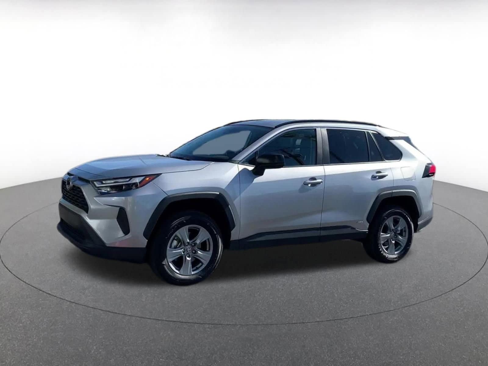 Thumbnail: 2025 Toyota RAV4 - 8