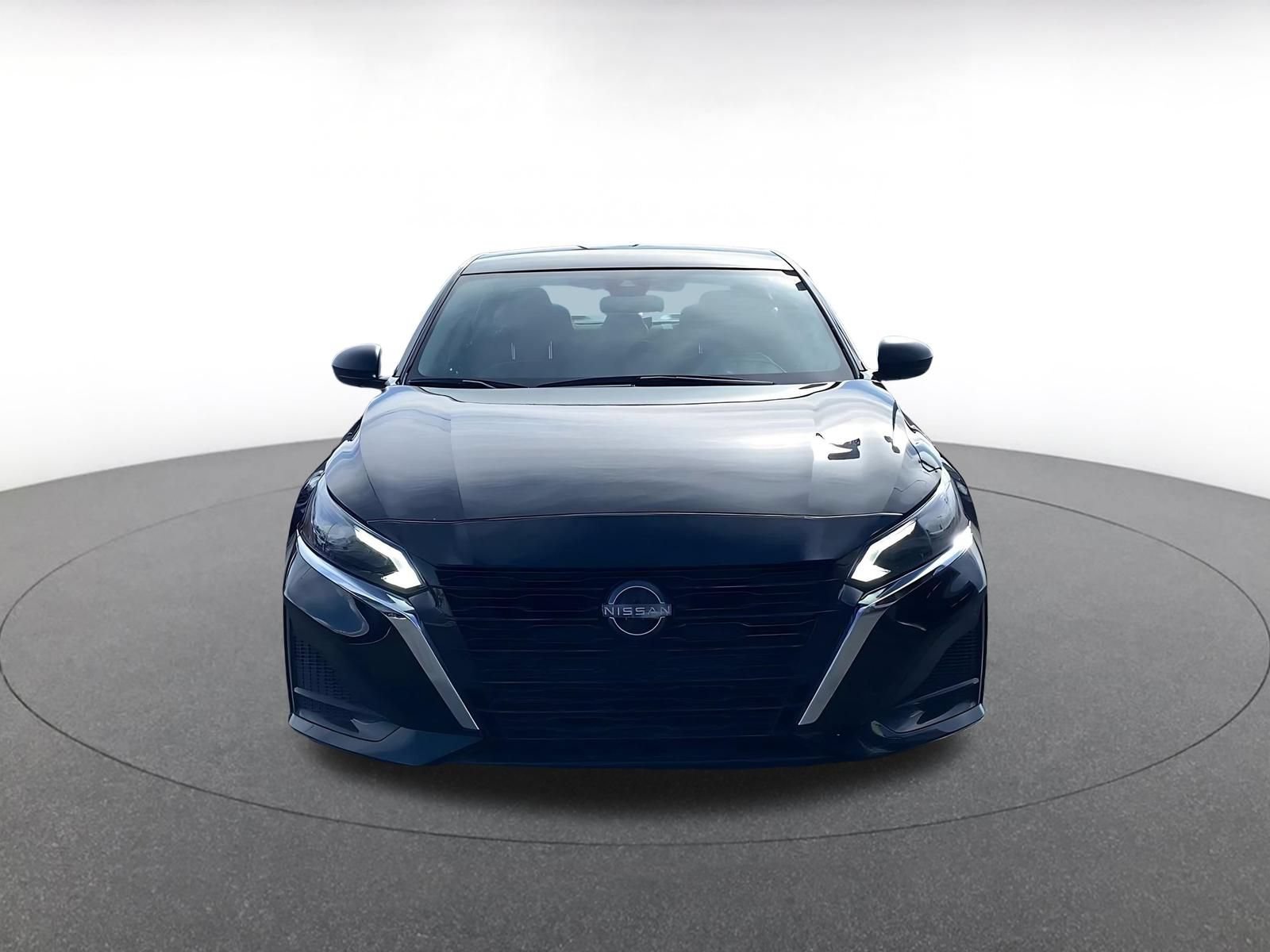 Thumbnail: 2025 Nissan Altima - 4