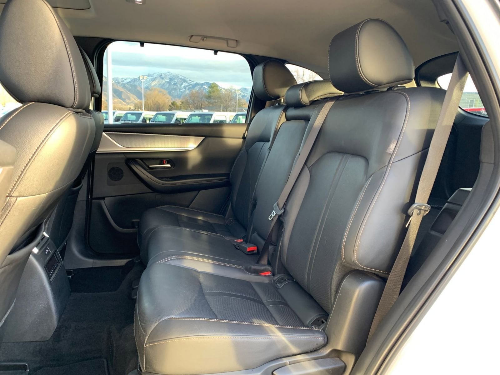 Thumbnail: 2025 Mazda CX-70 - 27