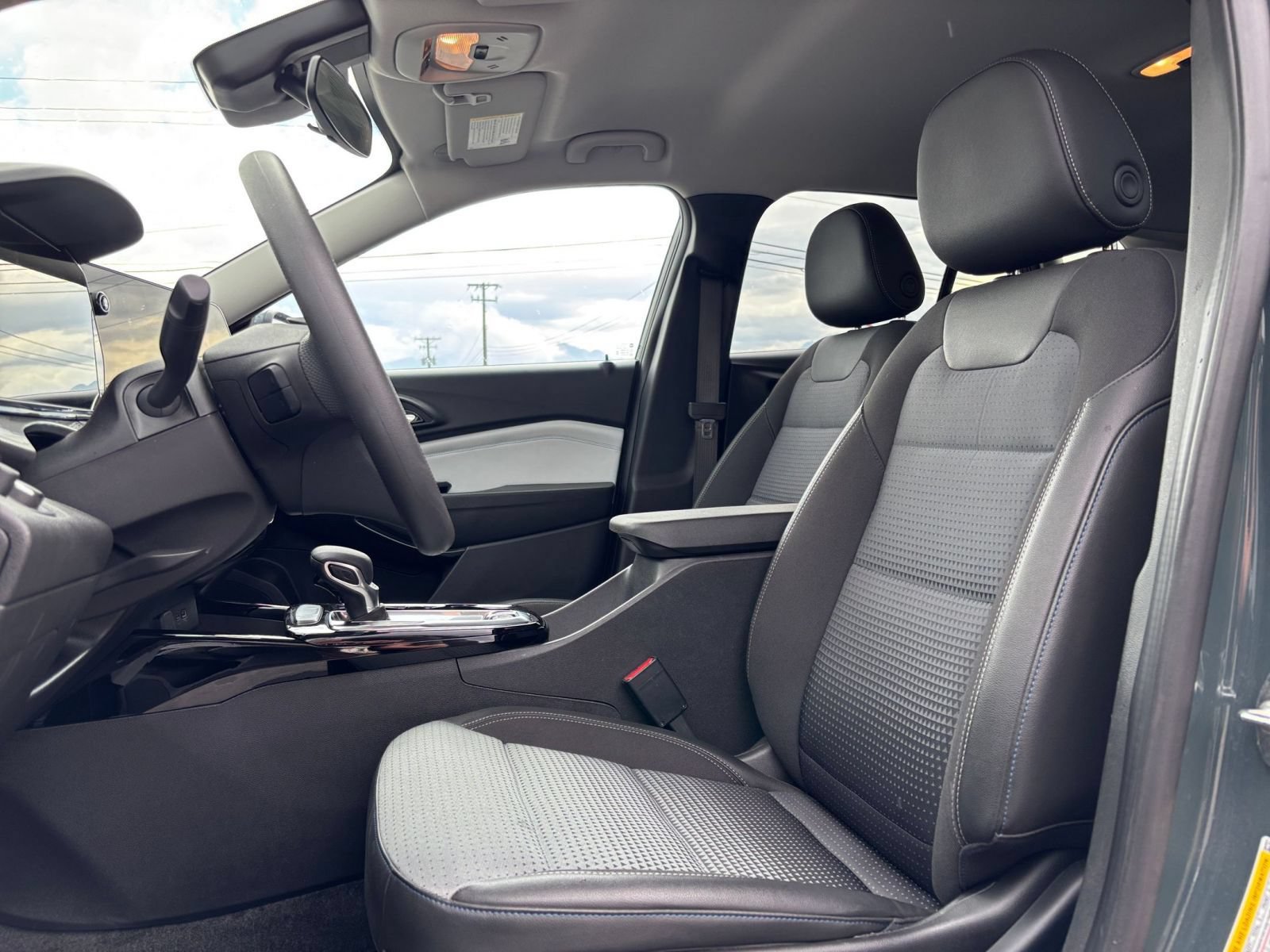 Thumbnail: 2025 Chevrolet Trax - 21
