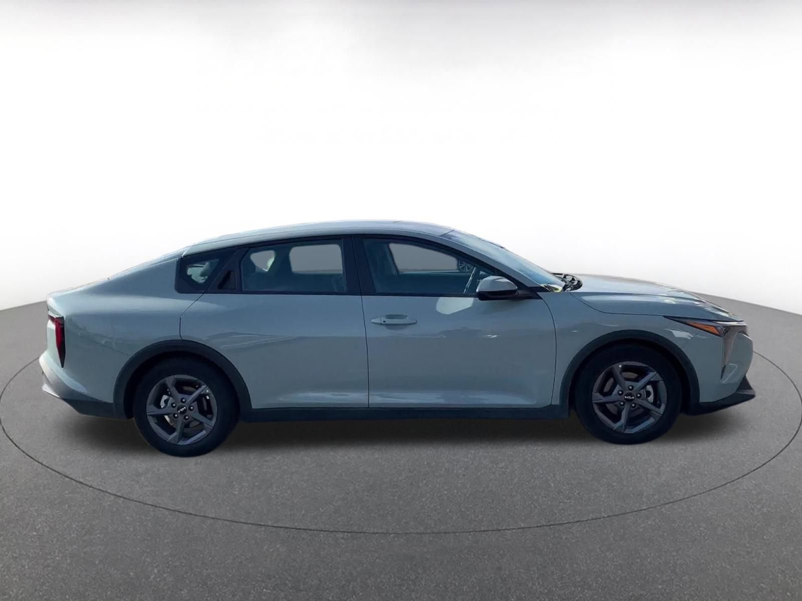 Thumbnail: 2025 Kia K4 - 16