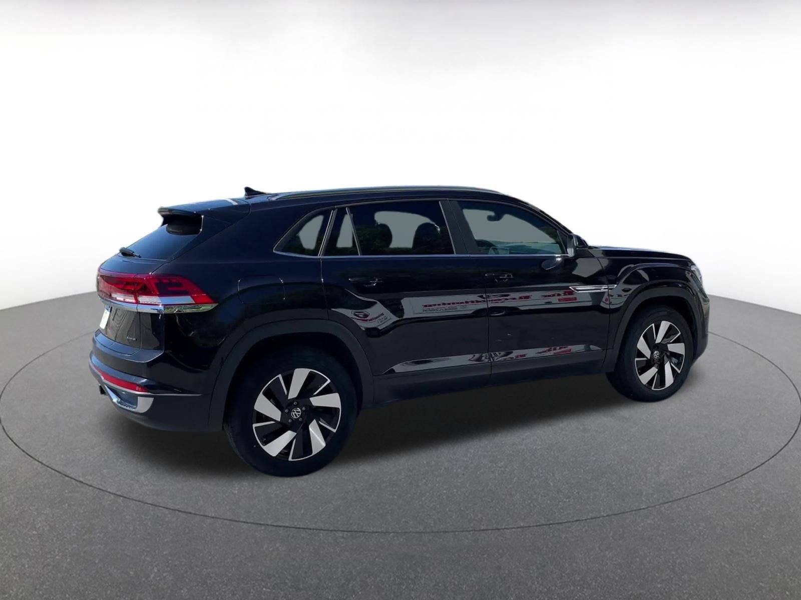 Thumbnail: 2024 Volkswagen Atlas - 15