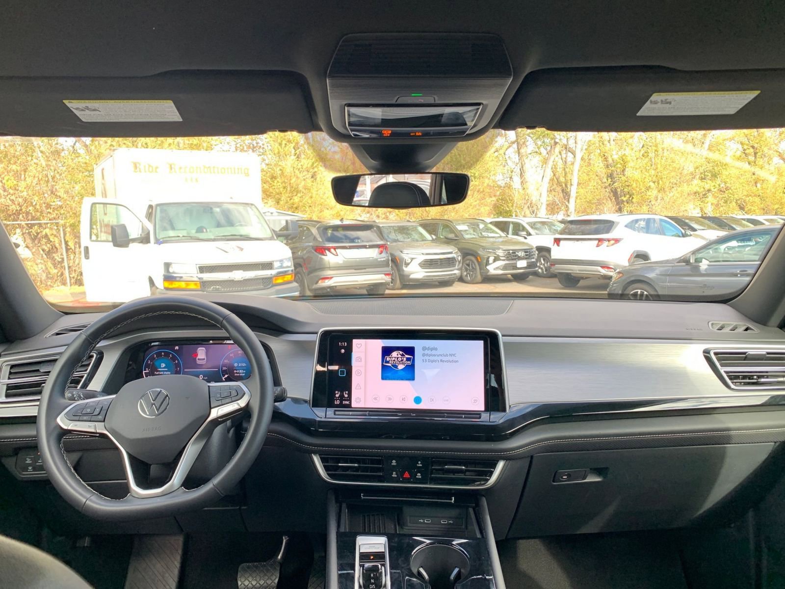 Thumbnail: 2025 Volkswagen Atlas - 33