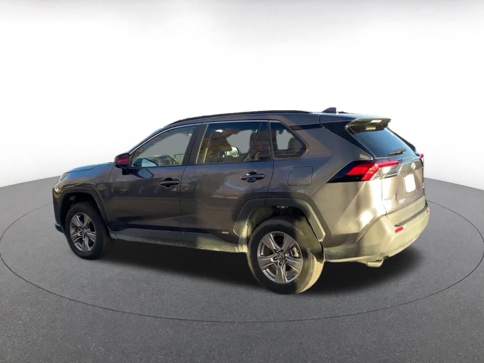 Thumbnail: 2025 Toyota RAV4 - 10