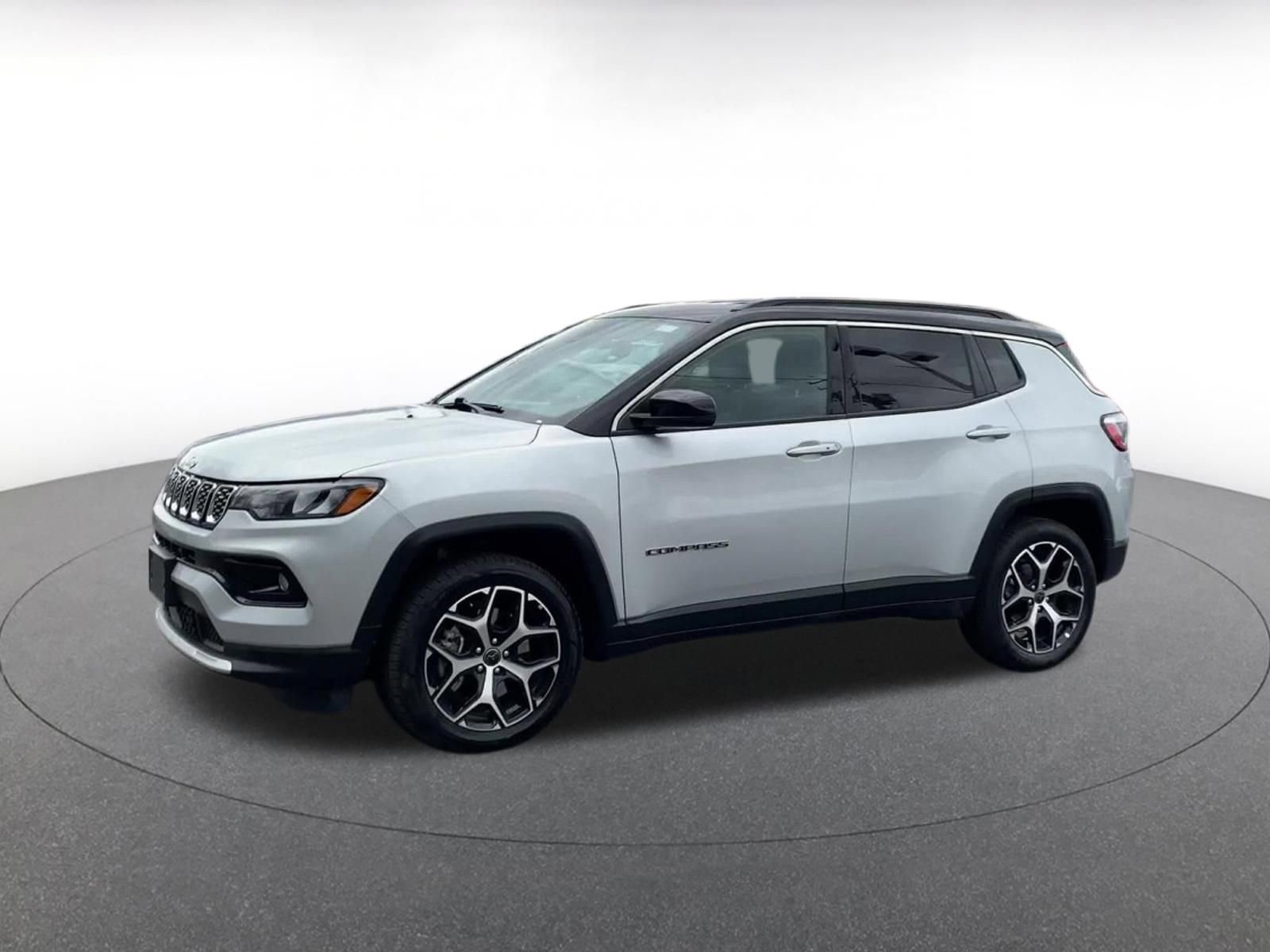 Thumbnail: 2025 Jeep Compass - 8