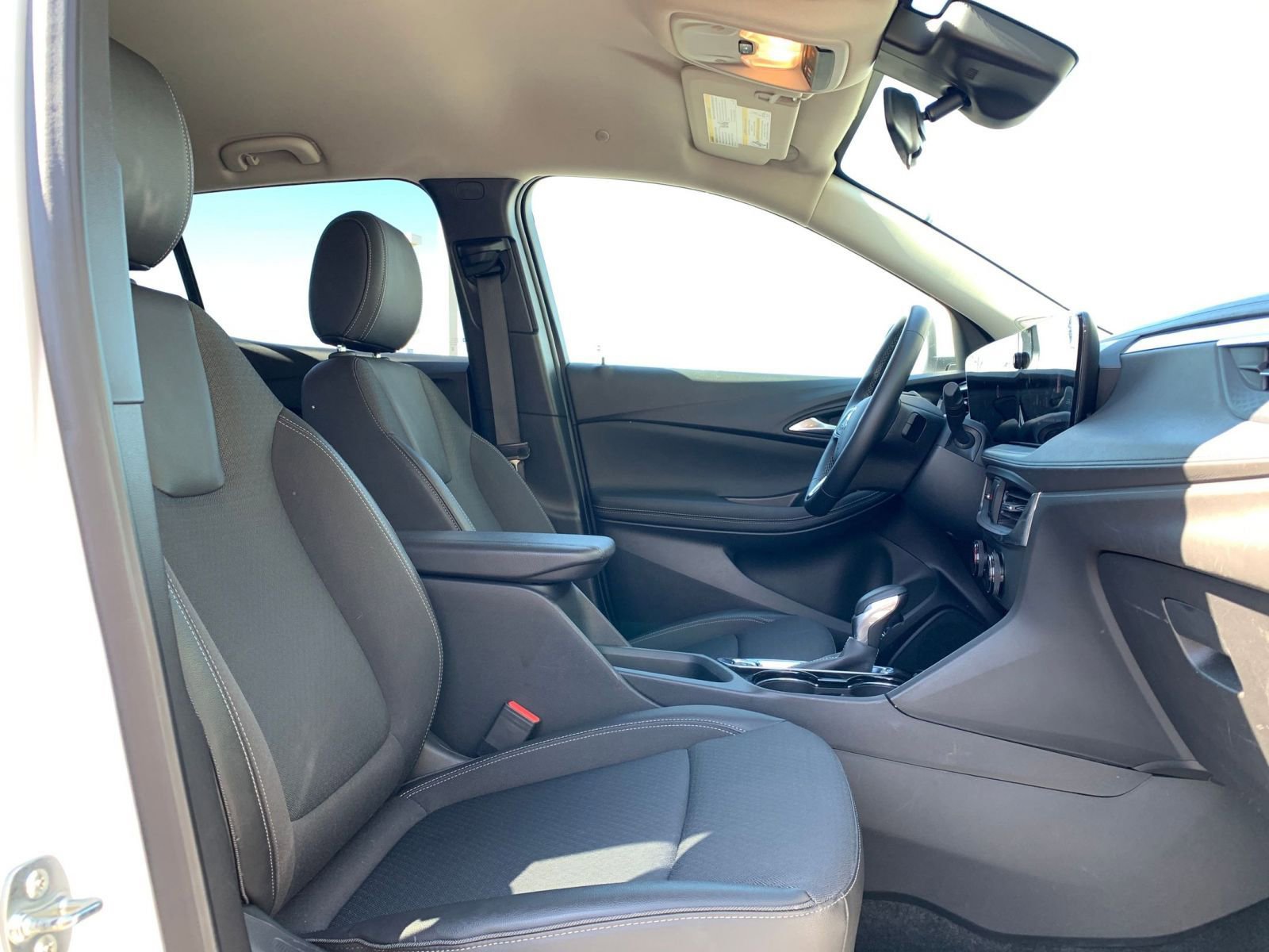 Thumbnail: 2025 Buick Encore GX - 35