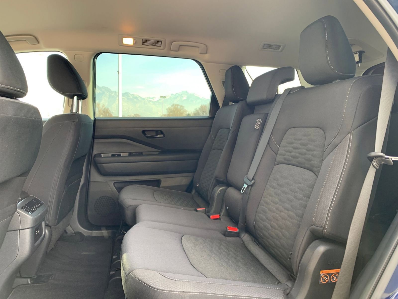 Thumbnail: 2025 Nissan Pathfinder - 28