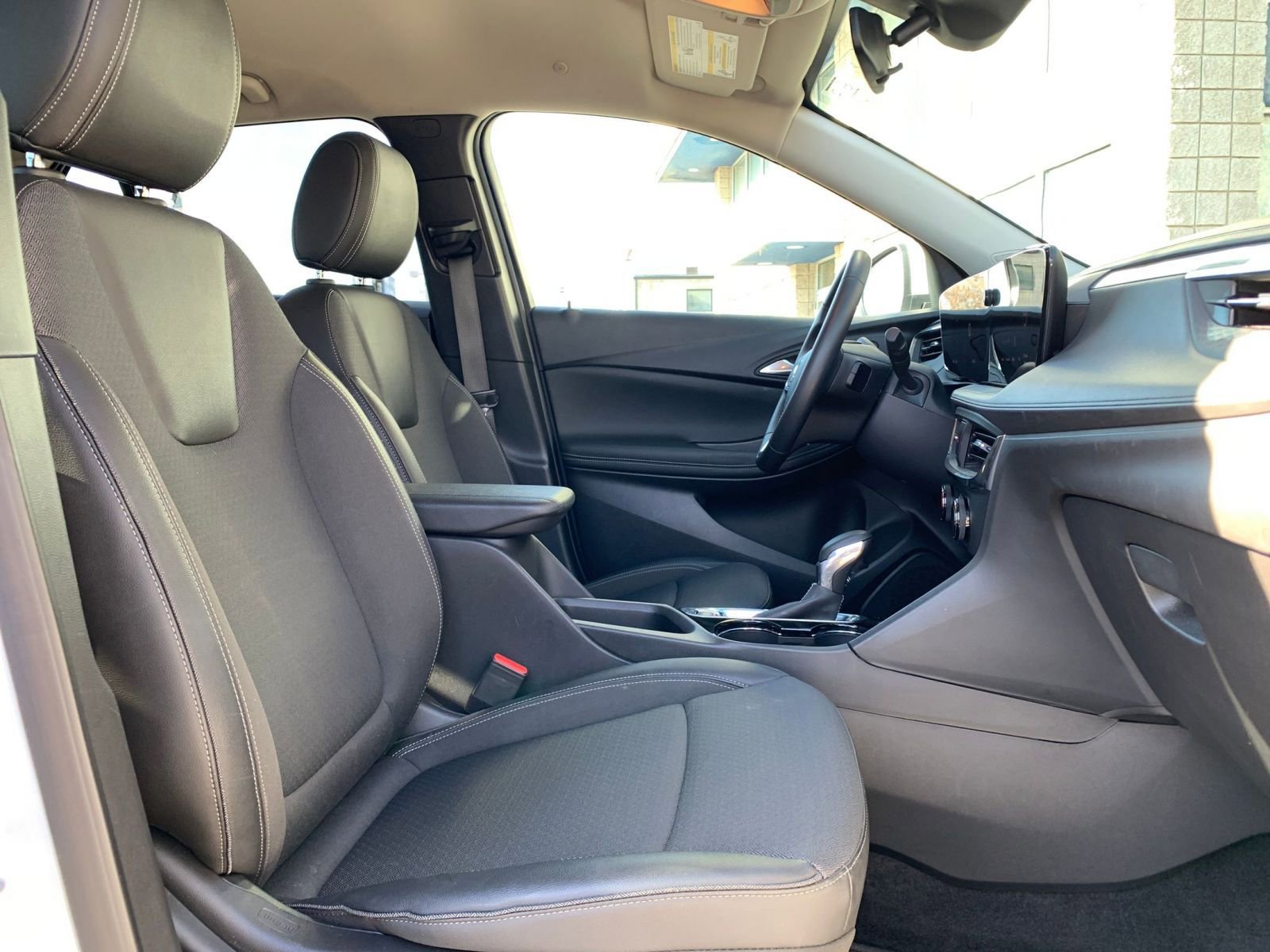 Thumbnail: 2025 Buick Encore GX - 34