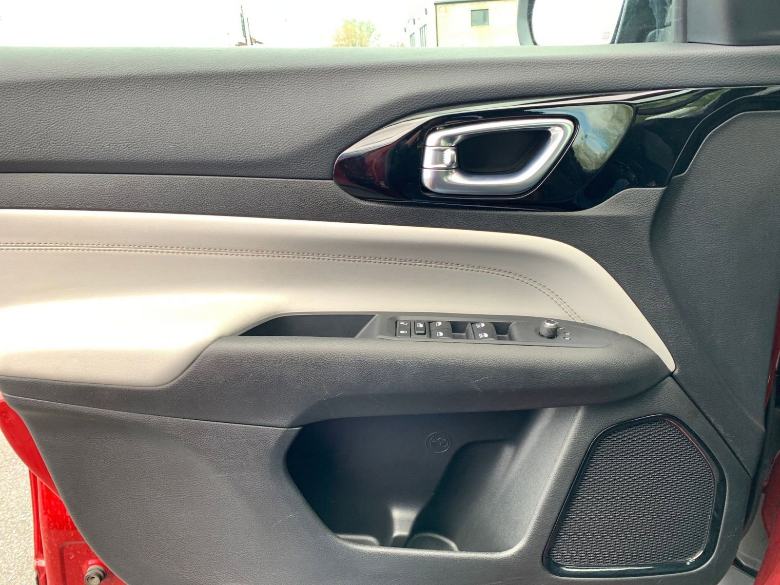 Thumbnail: 2025 Jeep Compass - 18