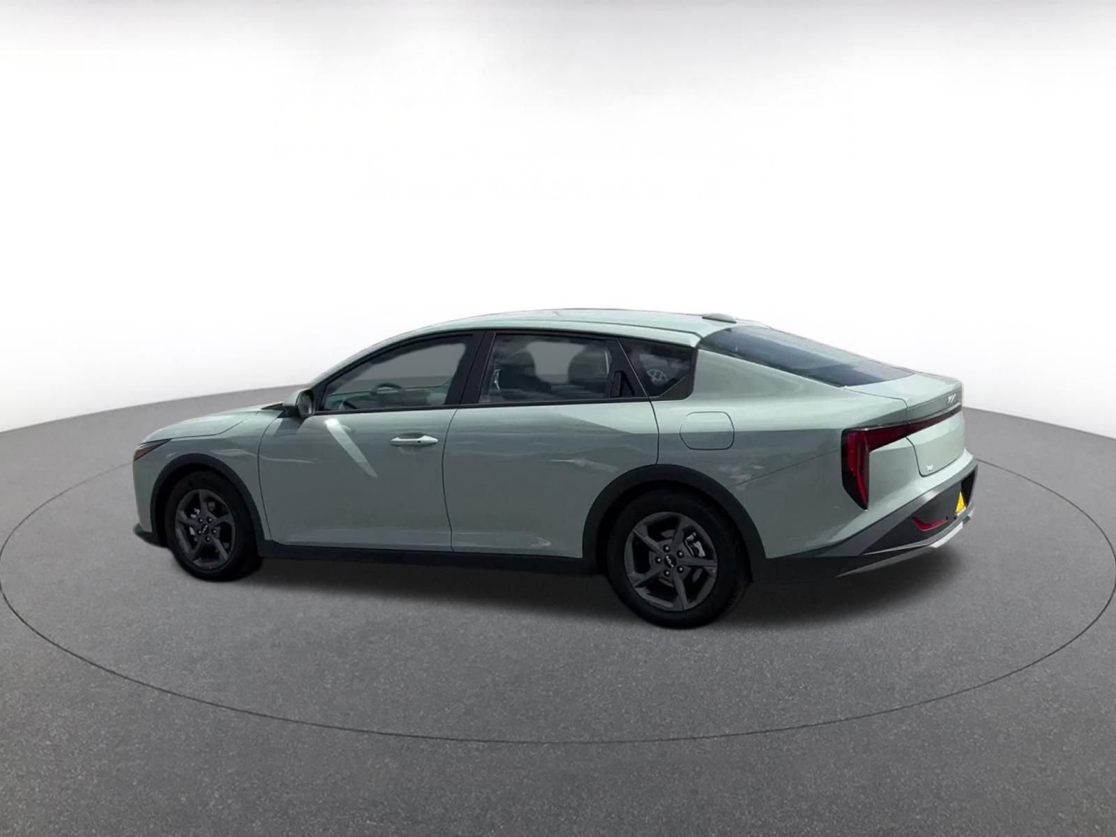 Thumbnail: 2026 Kia K4 - 8