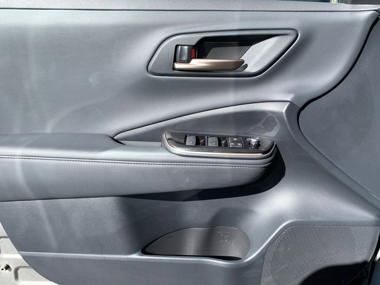 Thumbnail: 2025 Toyota Crown - 20