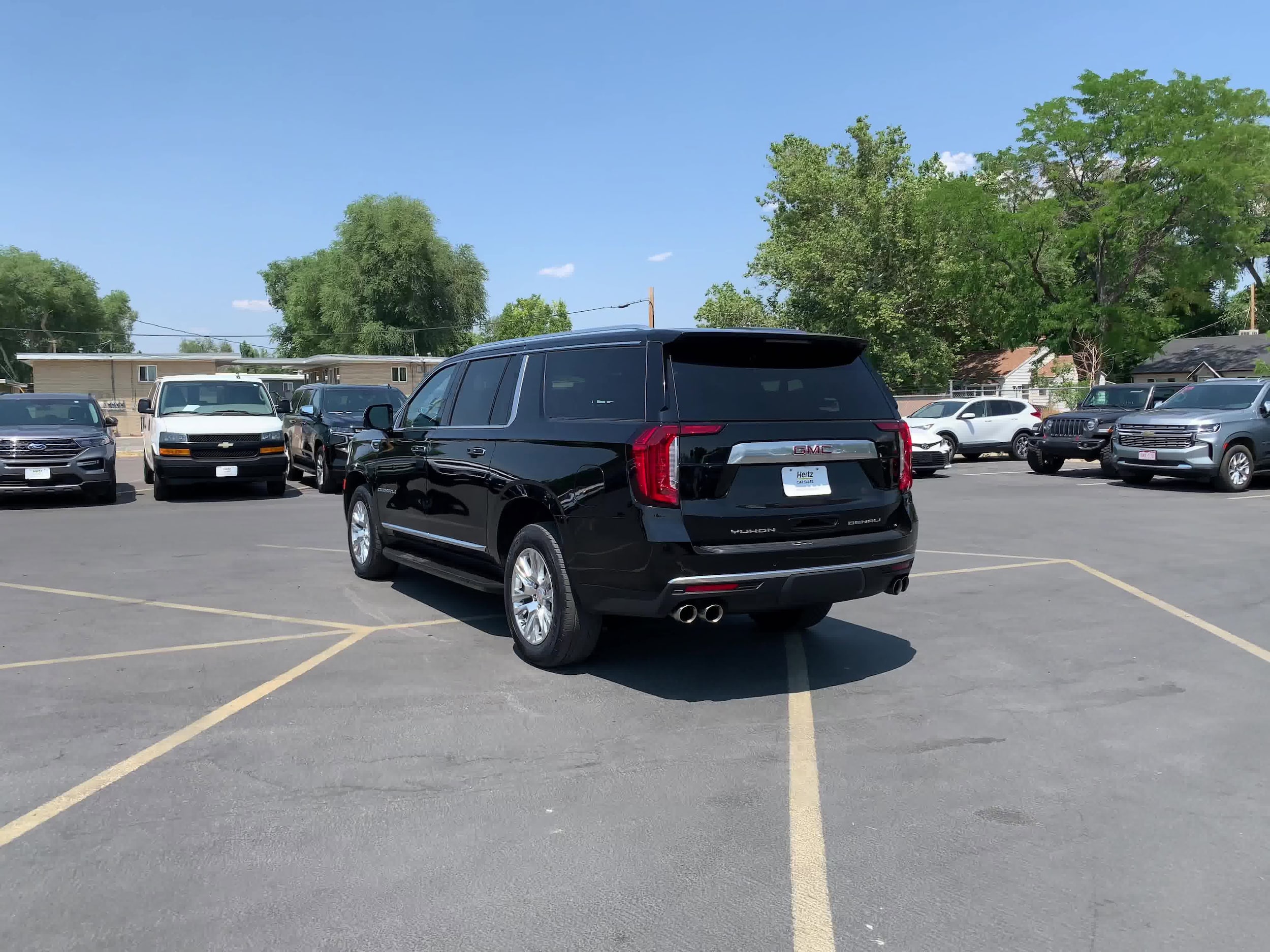 2023 GMC Yukon XL Denali 11