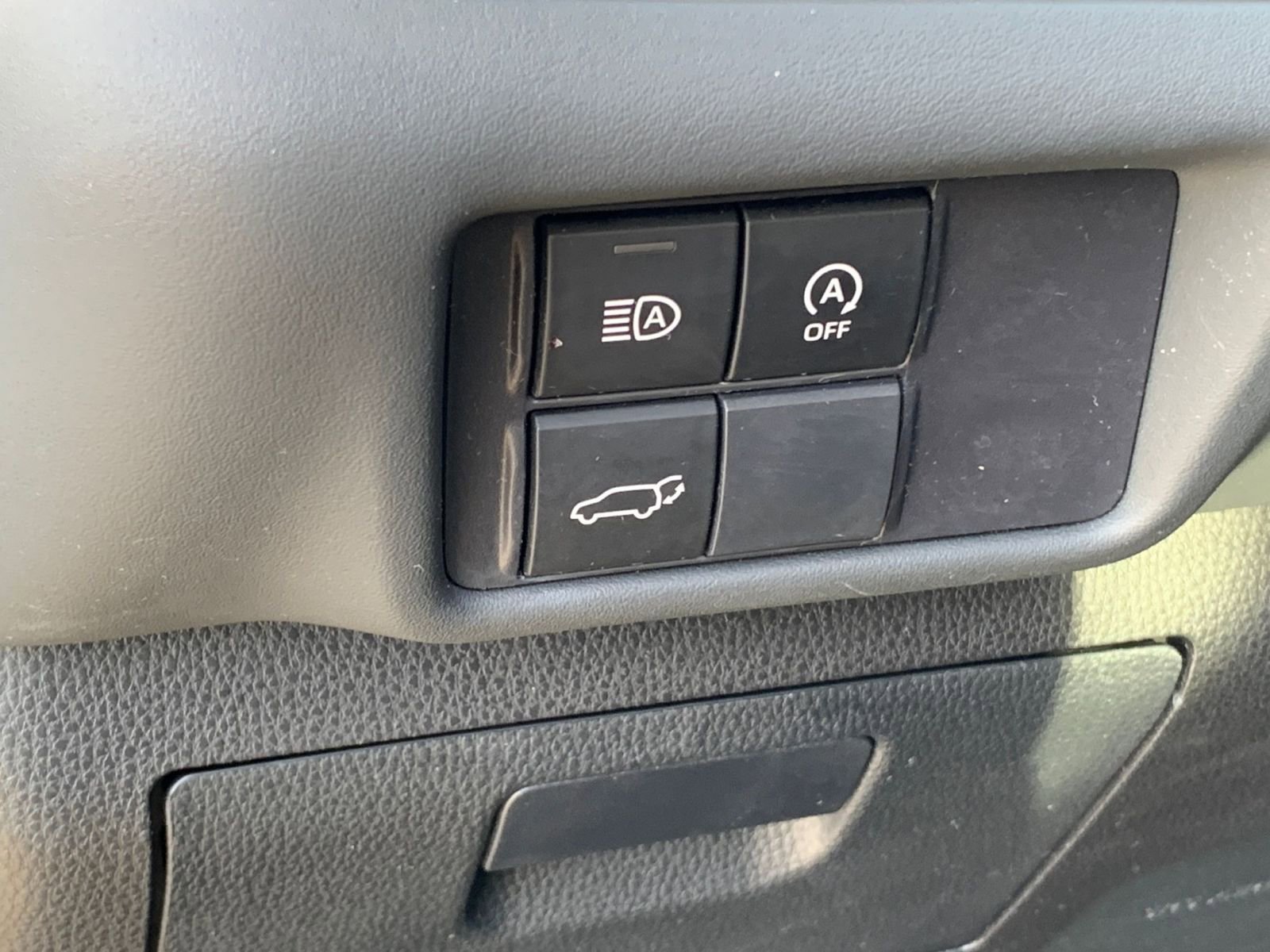 Thumbnail: 2025 Toyota Highlander - 22