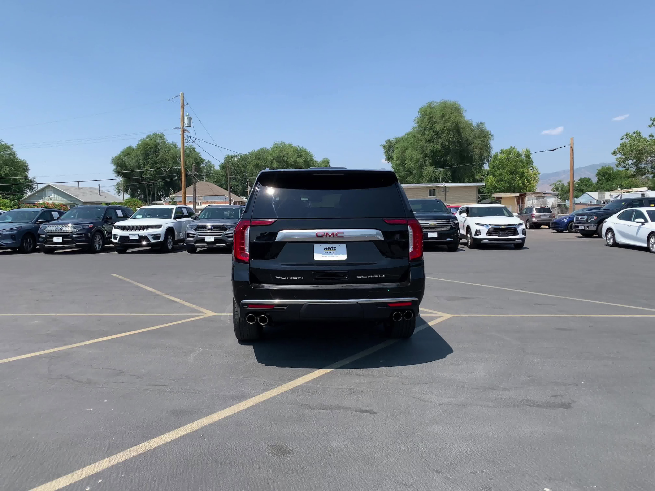 2023 GMC Yukon XL Denali 12