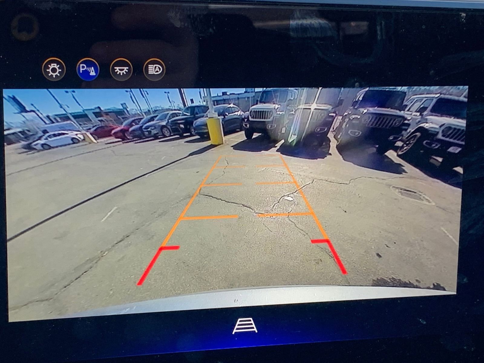 Thumbnail: 2025 Chevrolet Equinox - 24