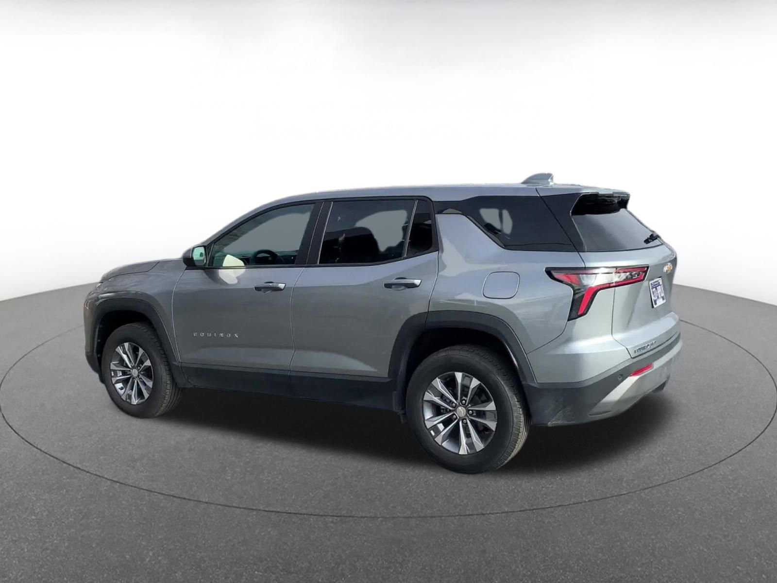 Thumbnail: 2025 Chevrolet Equinox - 10