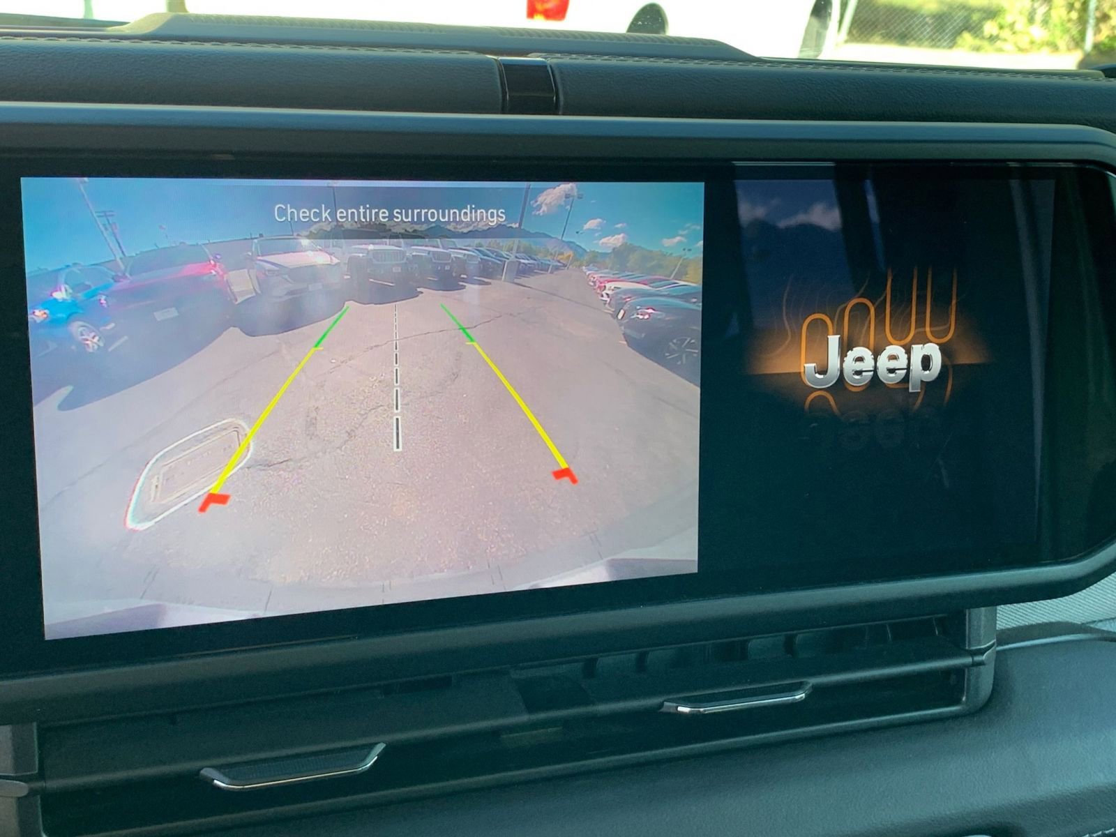 Thumbnail: 2025 Jeep Wrangler - 17