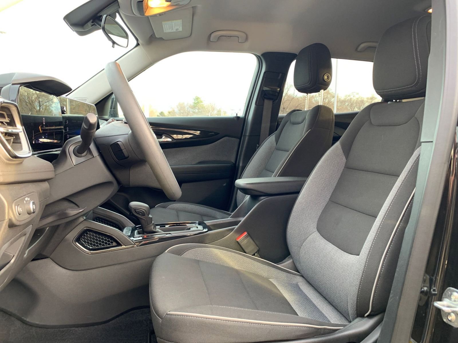 Thumbnail: 2025 Chevrolet TrailBlazer - 24