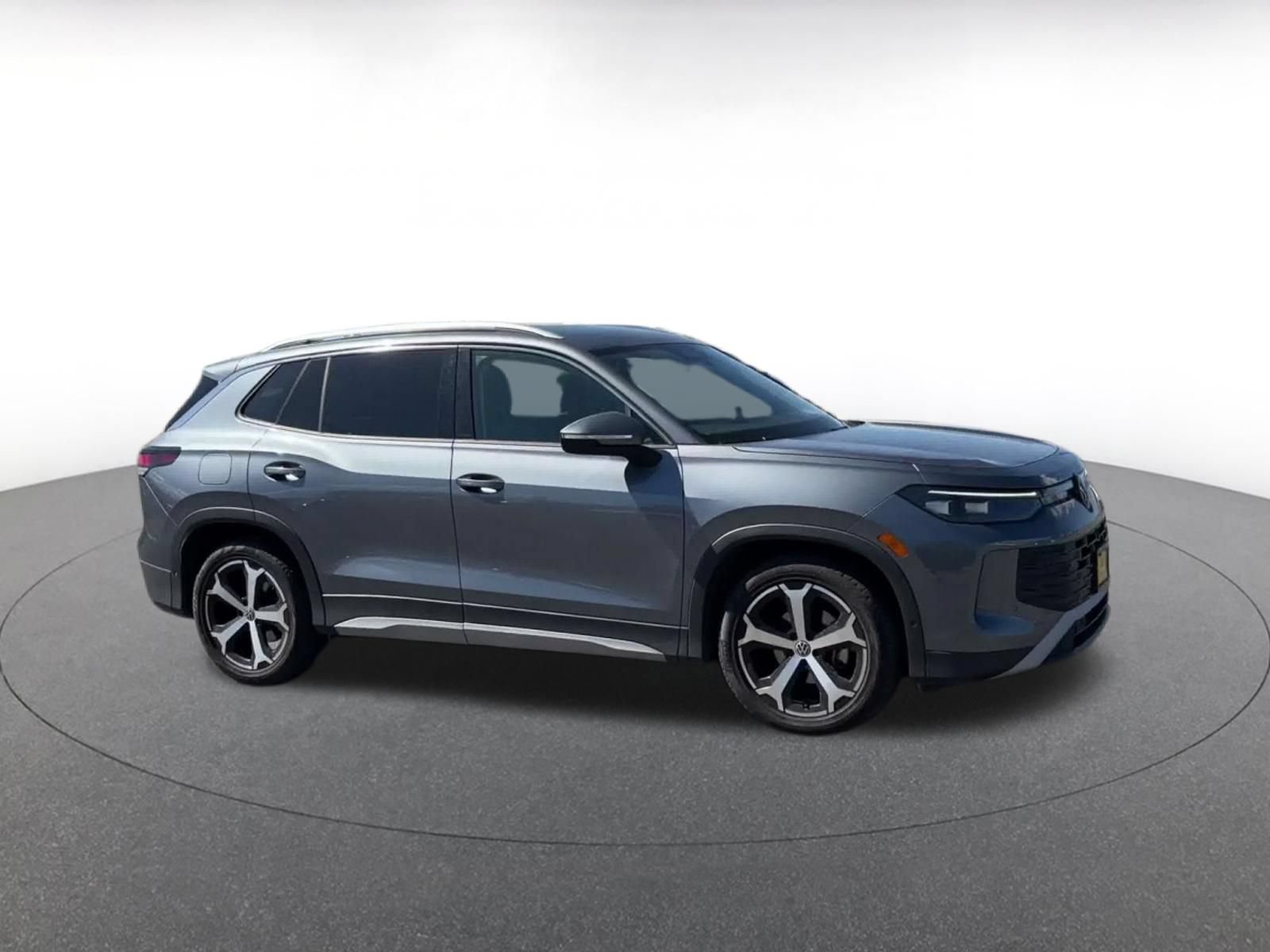 Thumbnail: 2026 Volkswagen Tiguan - 2