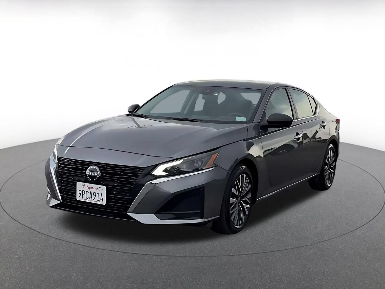 Thumbnail: 2025 Nissan Altima - 5