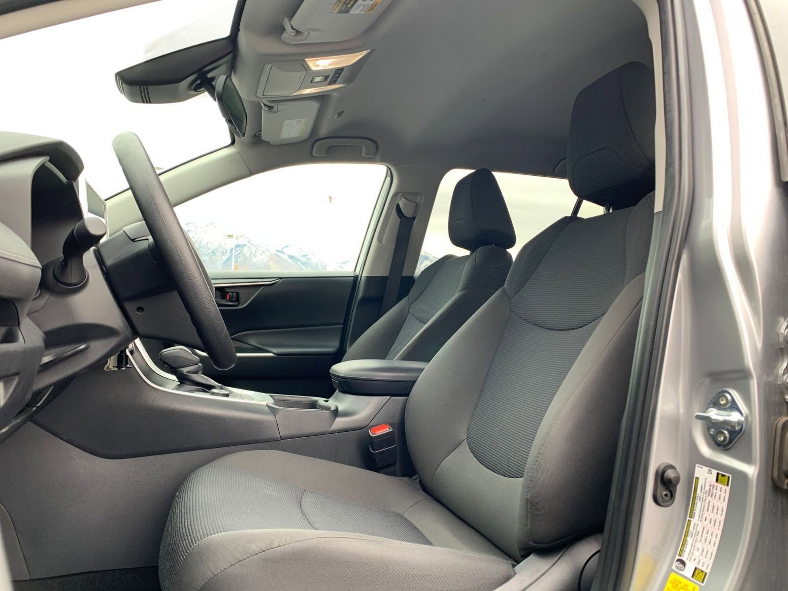 Thumbnail: 2025 Toyota RAV4 - 25