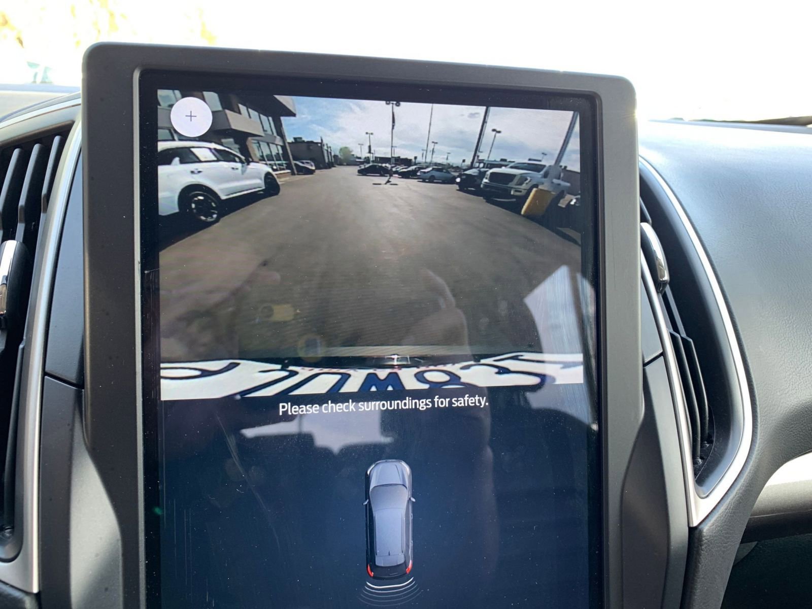 Thumbnail: 2024 Ford Edge - 17