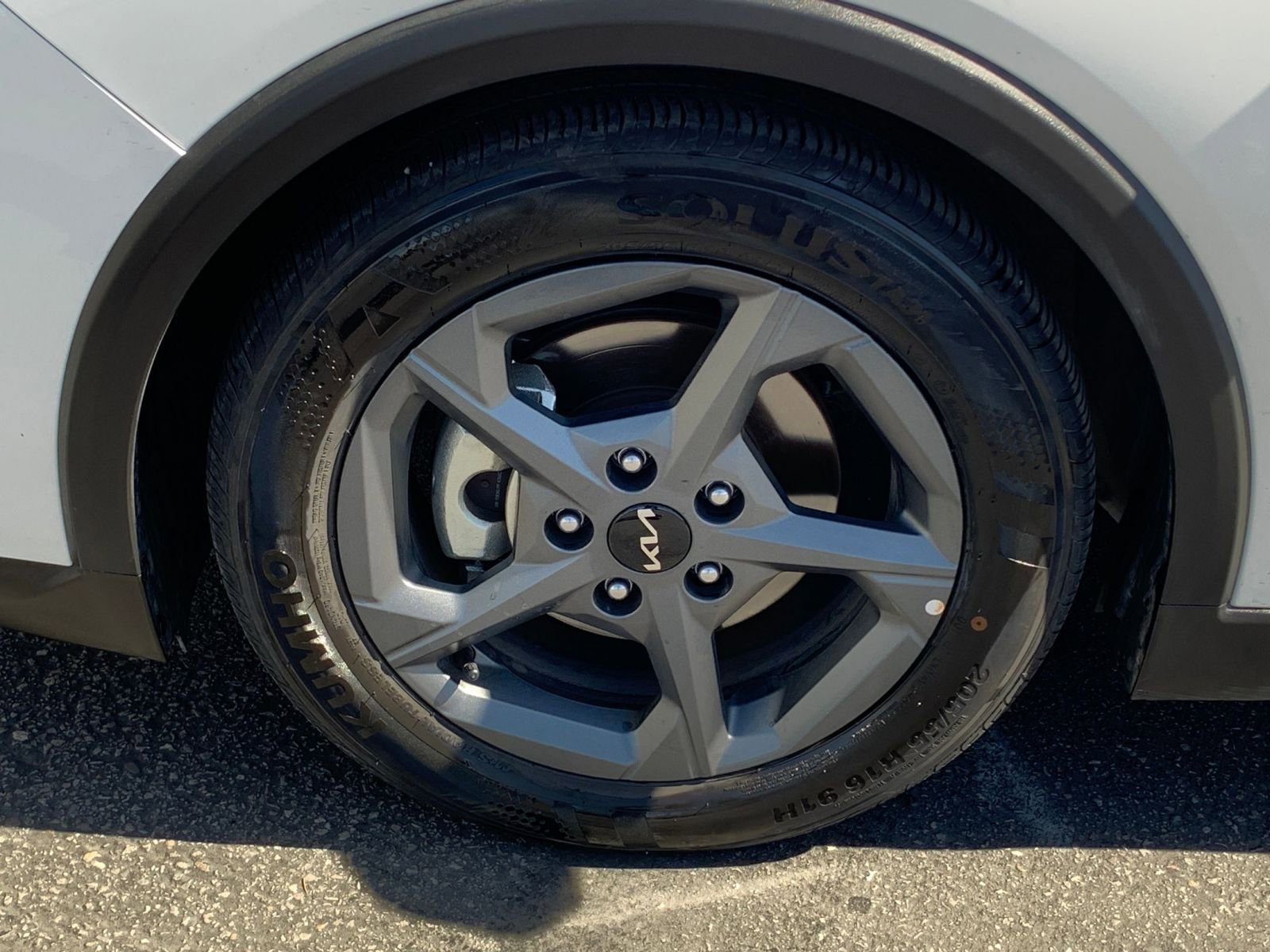 Thumbnail: 2025 Kia K4 - 29