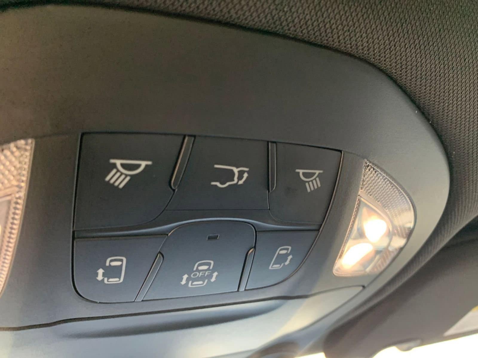 Thumbnail: 2025 Chrysler Pacifica - 25